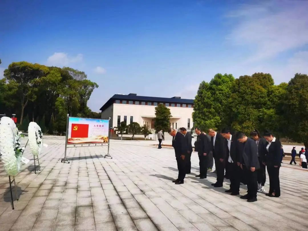 9b7288e7e145f686113d631d3ef5d2c5.jpg 9b7288e7e145f686113d631d3ef5d2c5.jpg