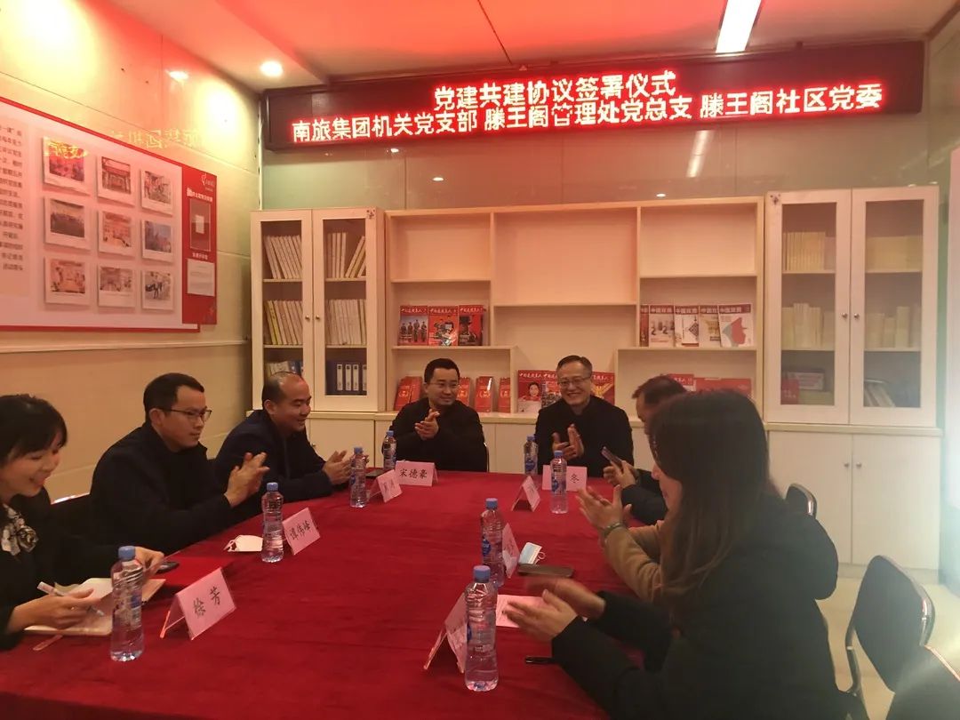 7a0b311625541b754856b8e1d129dde2.jpg 7a0b311625541b754856b8e1d129dde2.jpg